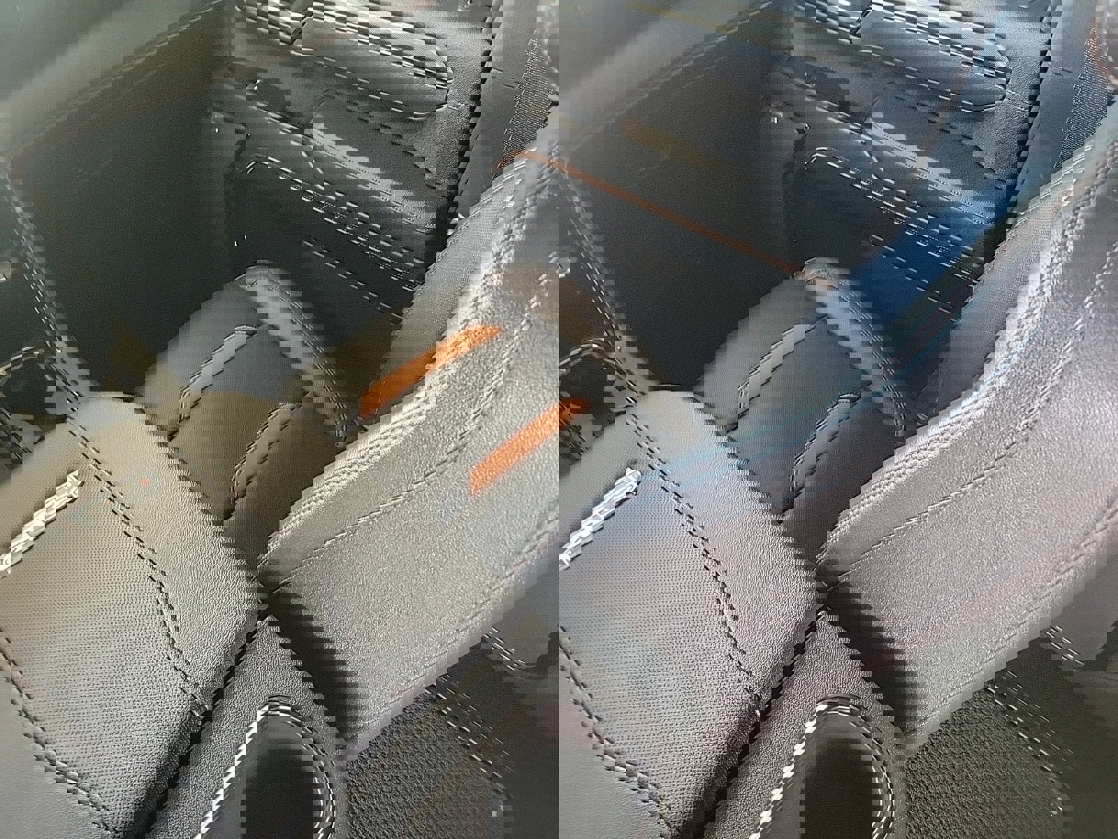 Used 2025 GMC Sierra 2500 AT4 w/ AT4 Premium Plus Package image 18