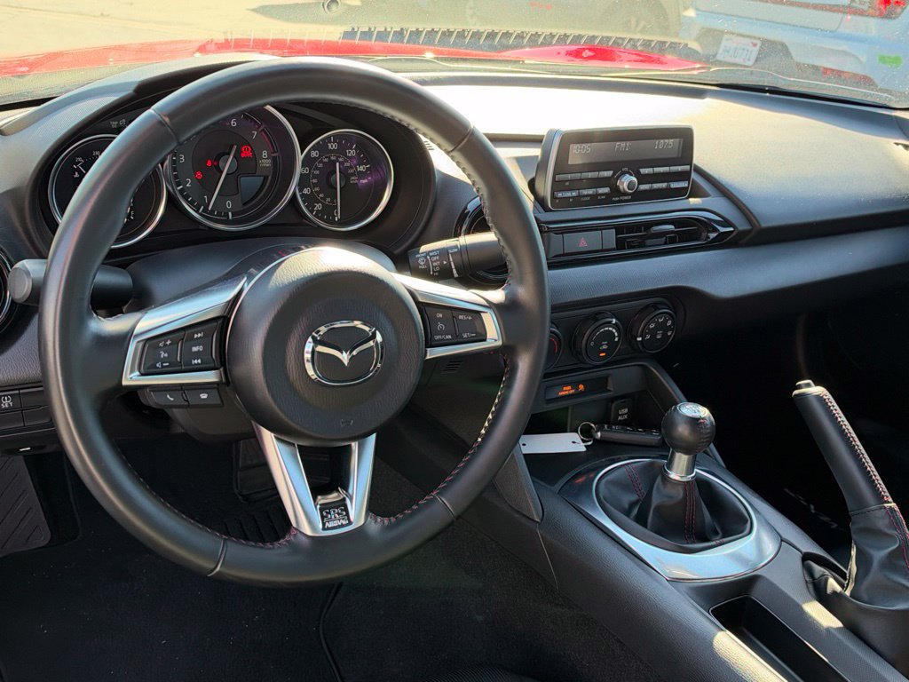Used 2016 MAZDA MX-5 Miata Sport RWD image 28