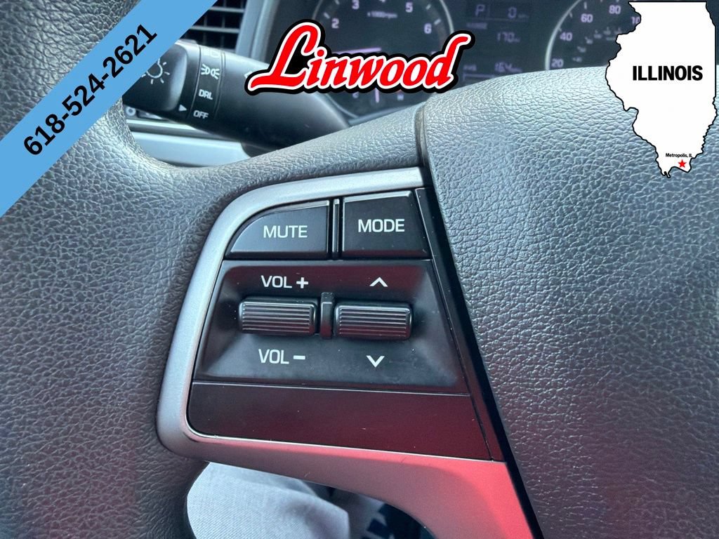 Used 2017 Hyundai Elantra SE FWD image 12