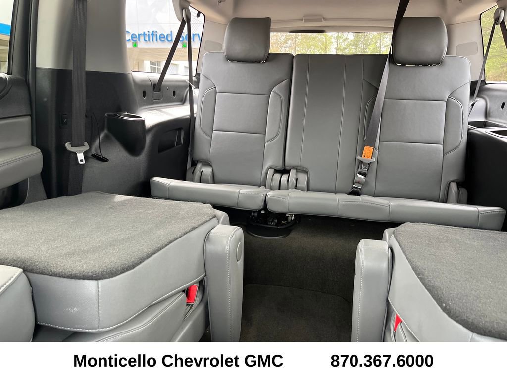 Used 2018 Chevrolet Suburban LT w/ LT Signature Package image 24