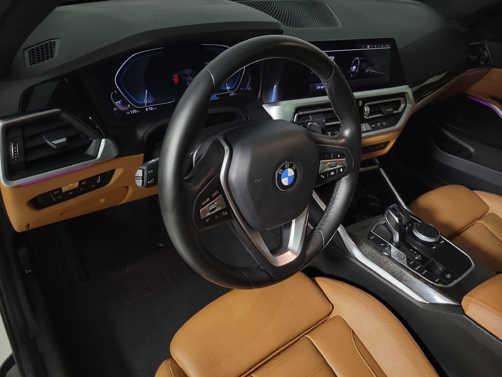 Used 2021 BMW 330i Sedan w/ Convenience Package RWD image 20