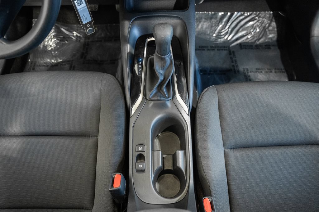 Used 2025 Toyota Corolla LE FWD image 23