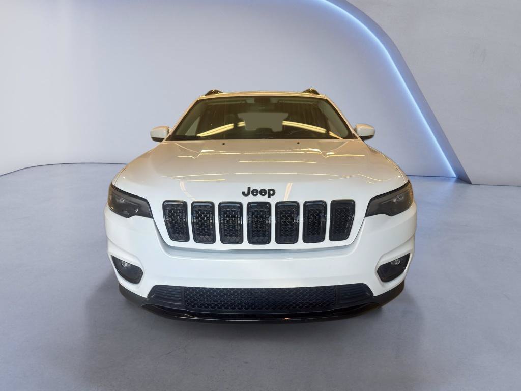 Used 2020 Jeep Cherokee Latitude Plus AWD/4WD image 2