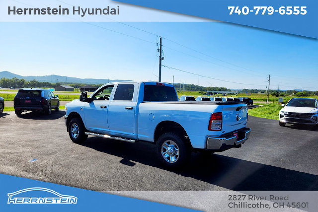 Used 2024 RAM 3500 Tradesman w/ Chrome Appearance Group AWD/4WD image 5