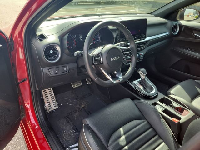 Used 2024 Kia Forte GT-Line w/ GT-Line Premium Package image 10