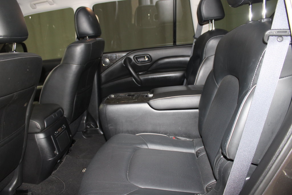 Used 2022 INFINITI QX80 Luxe w/ Cargo Package RWD image 16
