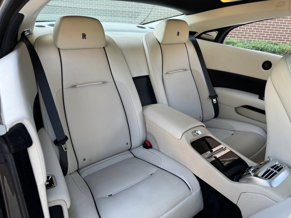 Used 2016 Rolls-Royce Wraith image 25