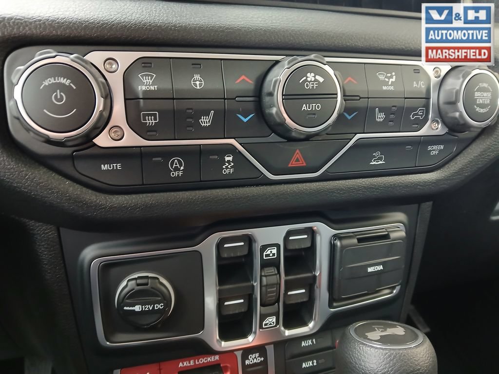 New 2026 Jeep Wrangler Unlimited Sport w/ Dual Top Group AWD/4WD image 20