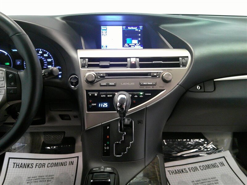Used 2015 Lexus RX 450h AWD image 19