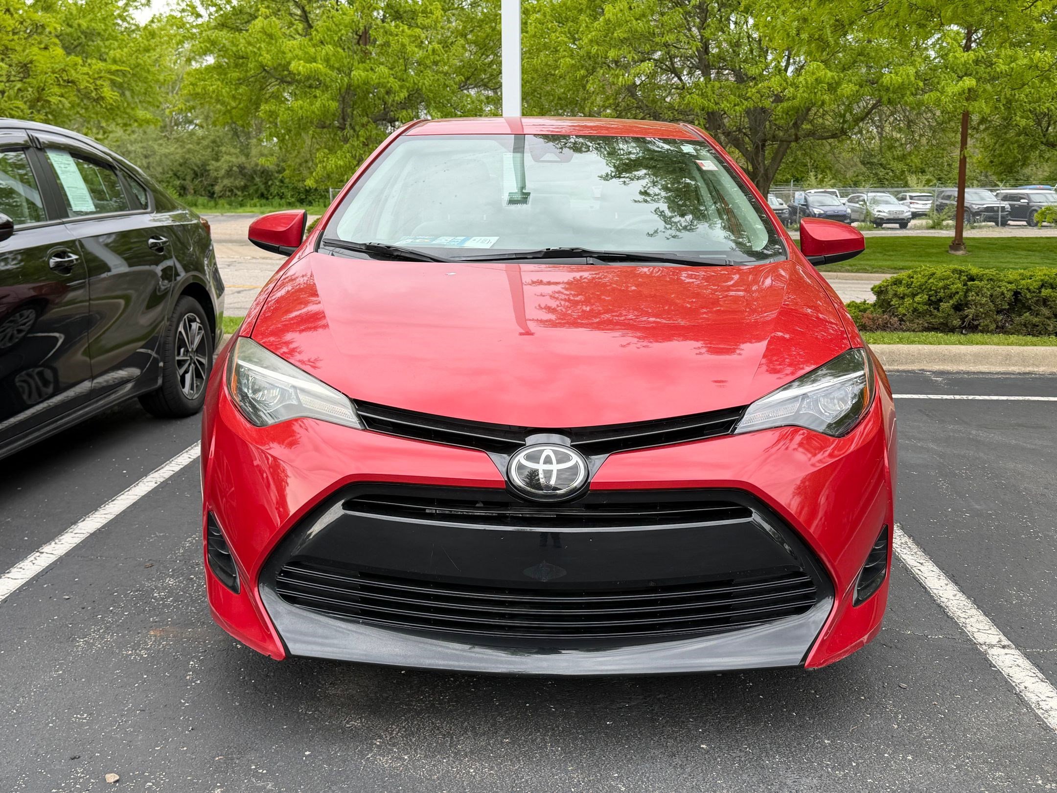 Used 2018 Toyota Corolla LE FWD image 4