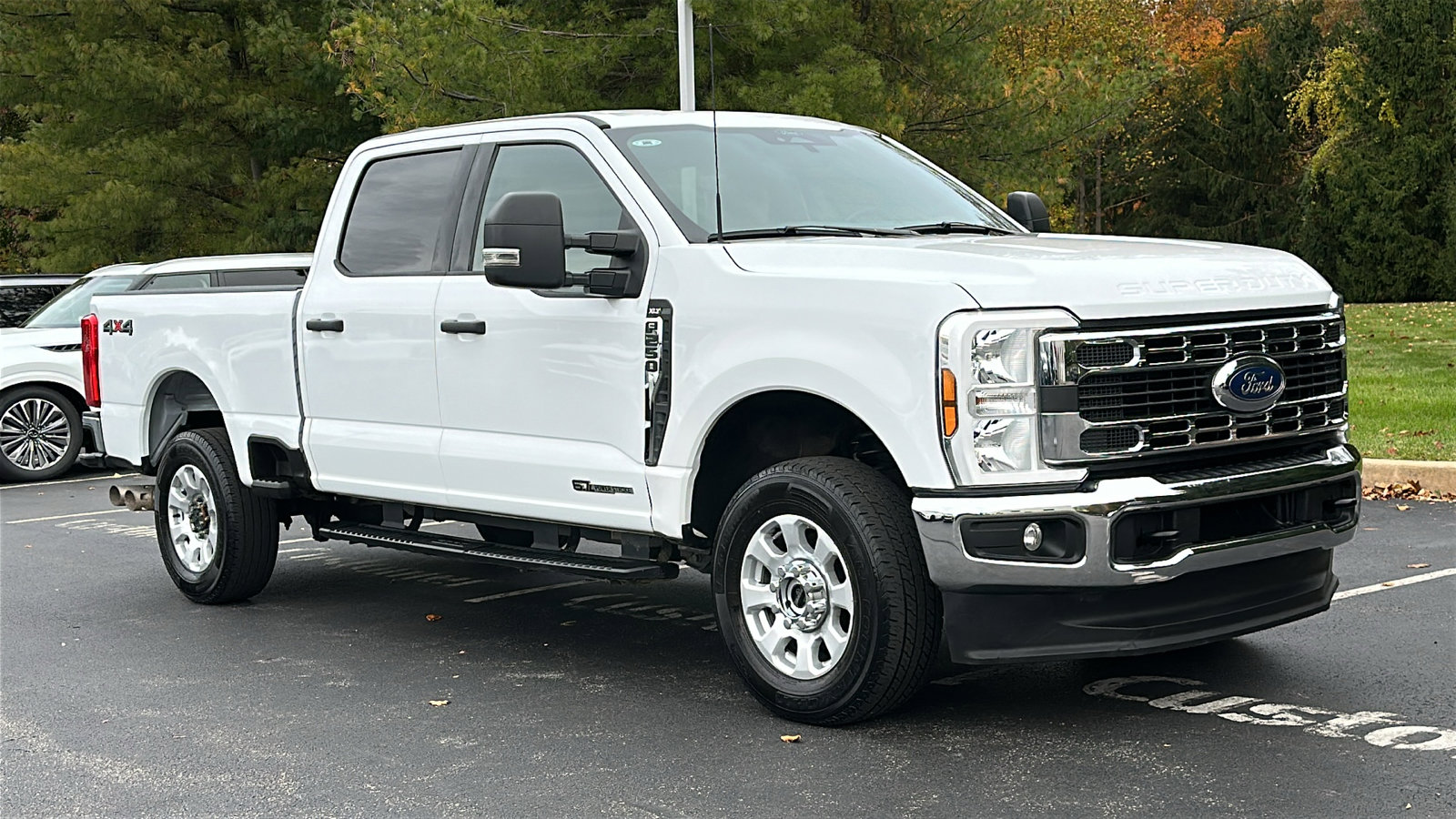 Used 2024 Ford F250 XLT image 2