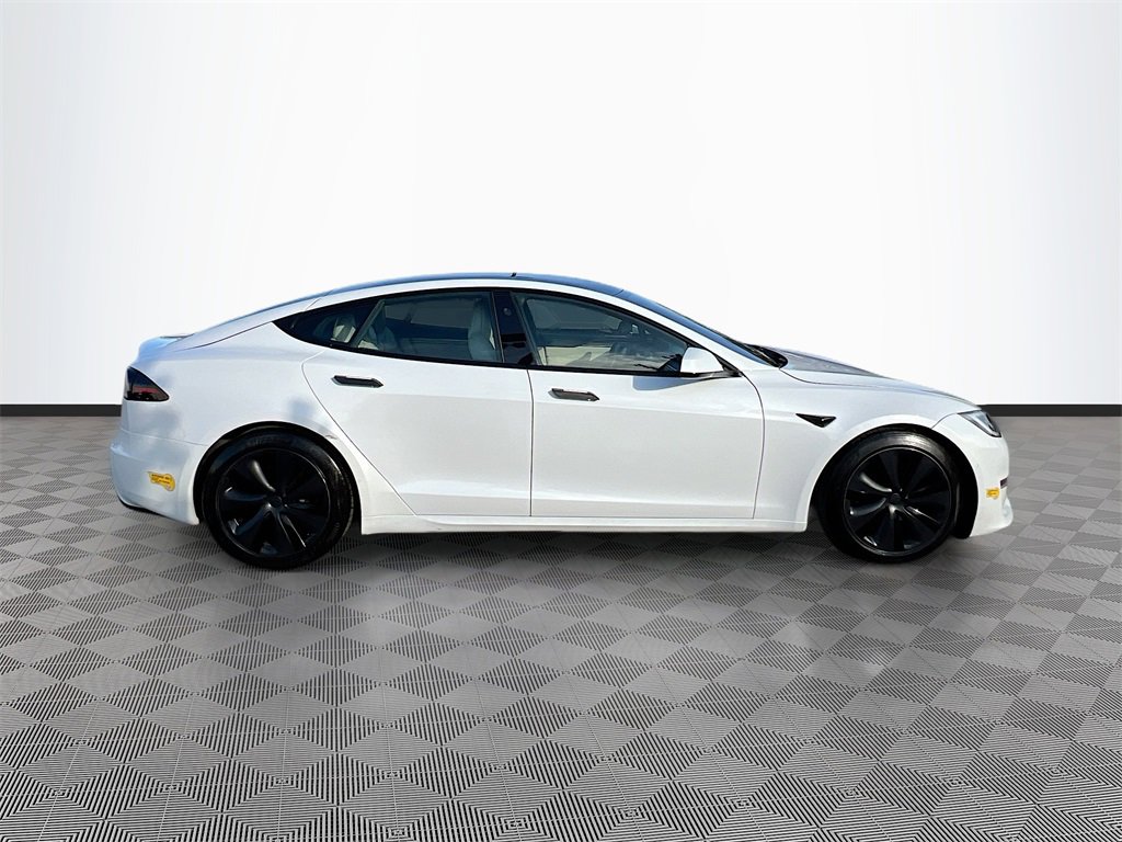 Used 2022 Tesla Model S image 8