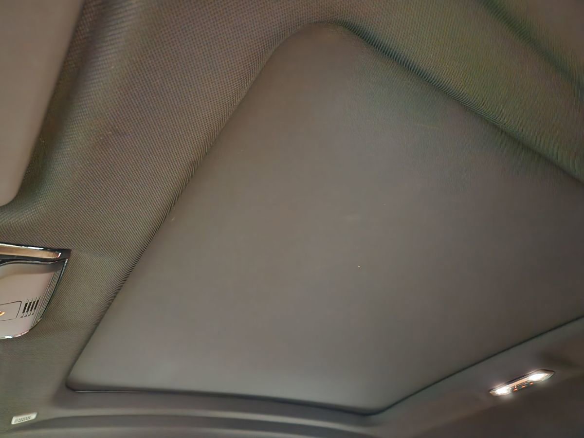 Used 2023 BMW X6 xDrive40i w/ Executive Package image 45