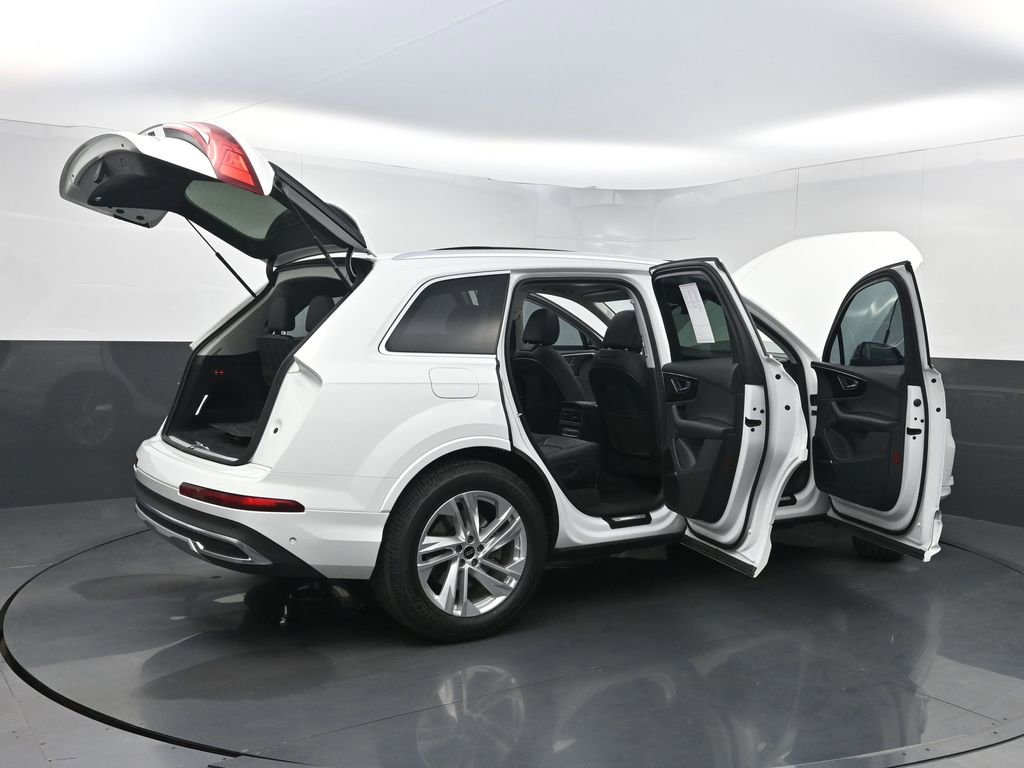 Used 2023 Audi Q7 3.0T Premium Plus image 39