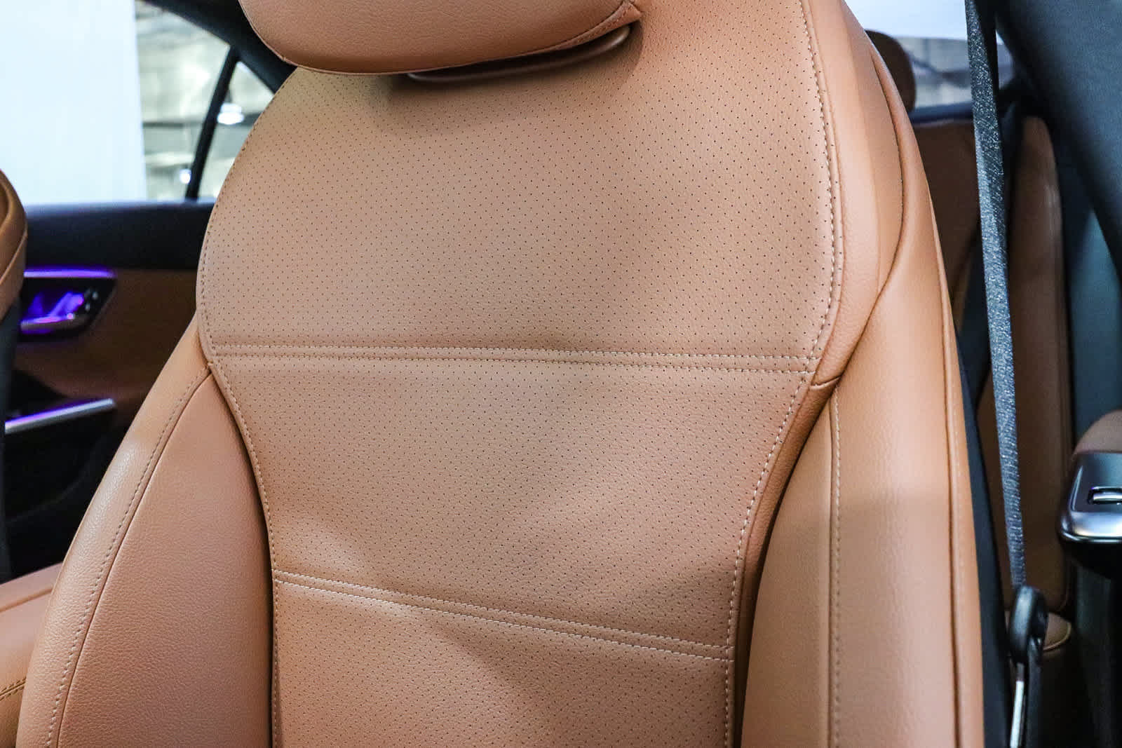 Used 2024 Mercedes-Benz C 300 4MATIC Sedan image 31