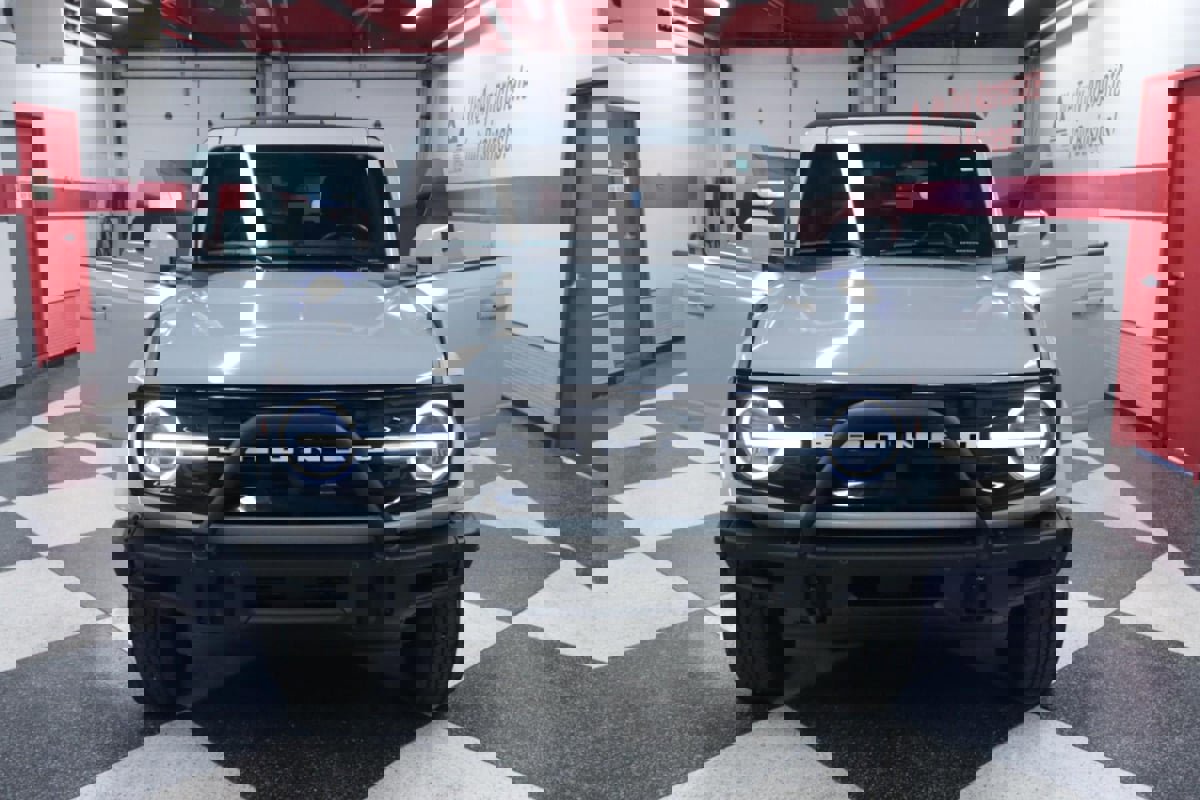 Used 2022 Ford Bronco Outer Banks image 27