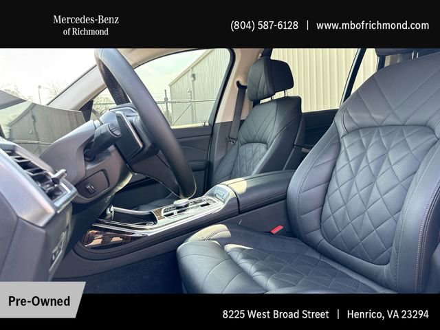 Used 2025 BMW X7 xDrive40i w/ Premium Package image 25