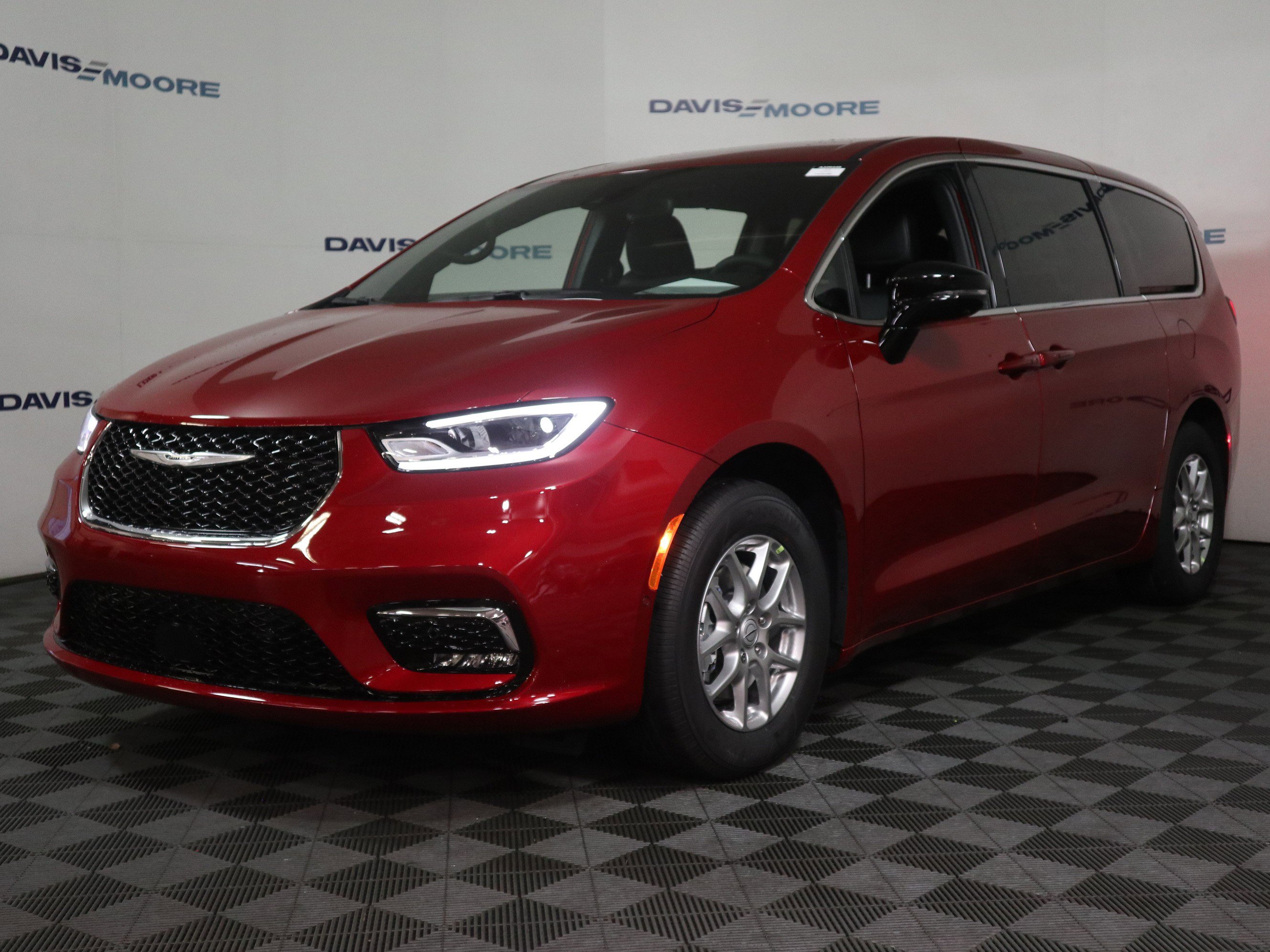 New 2026 Chrysler Pacifica Select image 12