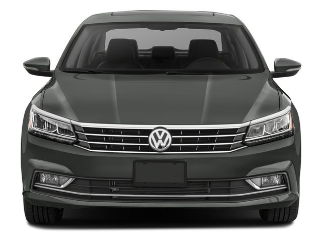 Used 2018 Volkswagen Passat 3.6 FWD image 4
