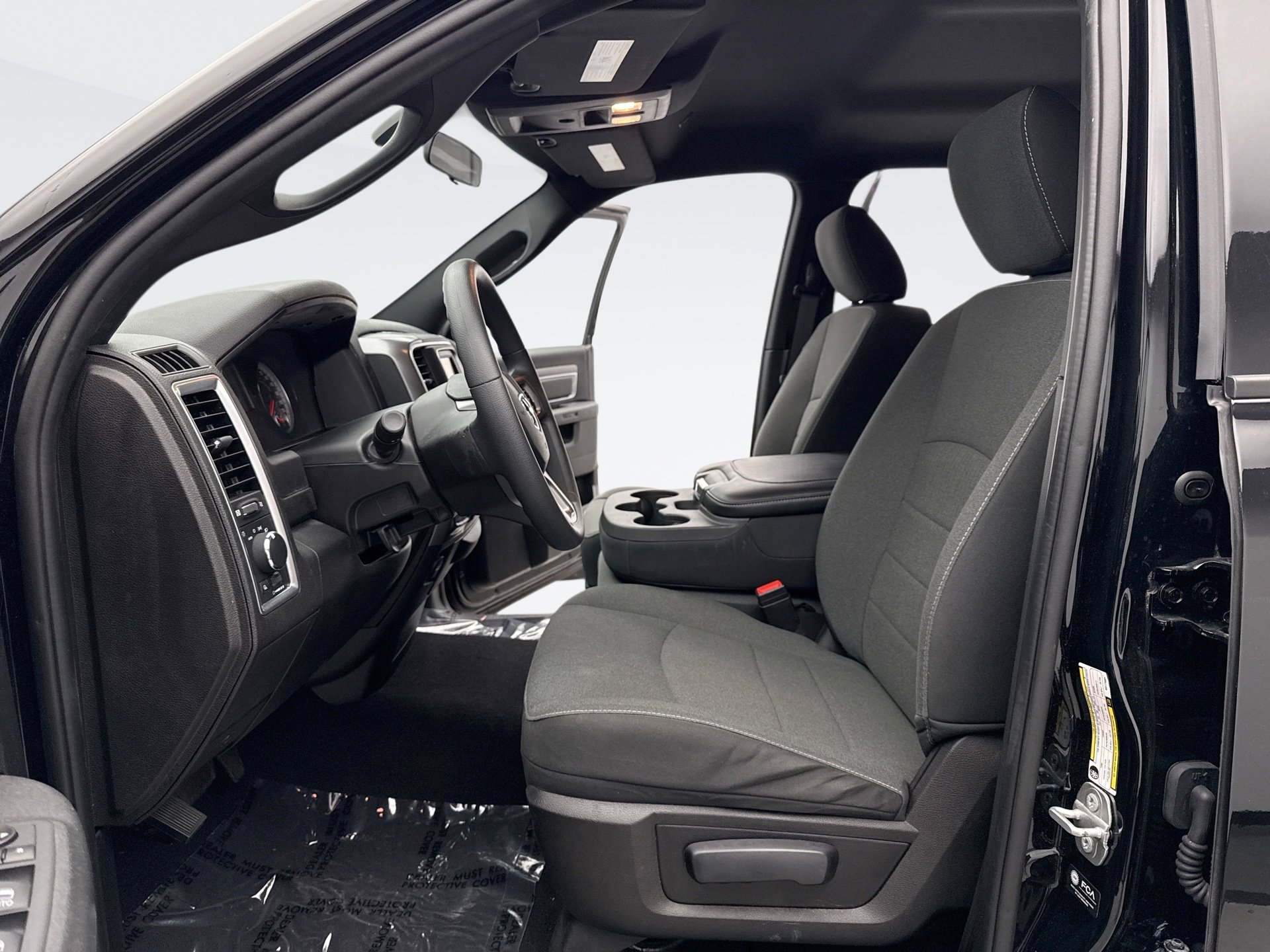 Used 2022 RAM 1500 Classic Warlock image 11