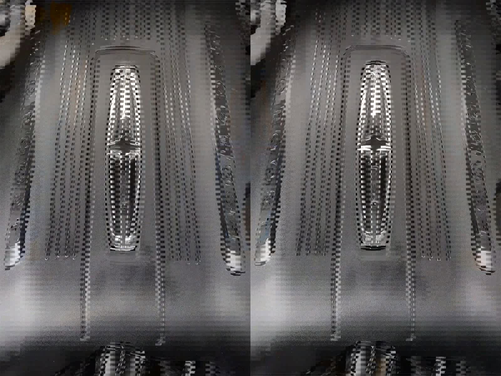 Used 2017 Lincoln Navigator L Select image 14