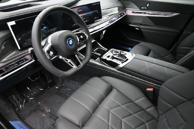 New 2026 BMW i7 xDrive60 AWD/4WD image 19