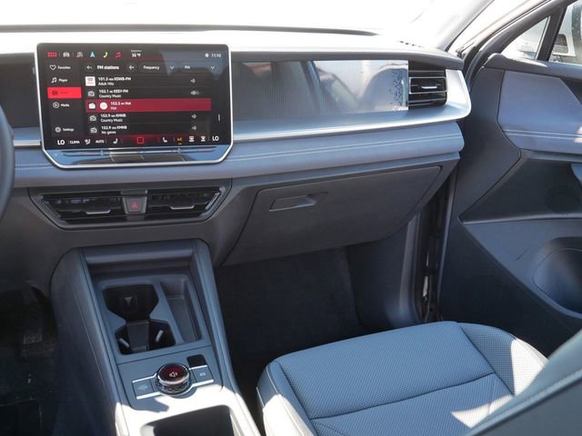 Certified 2025 Volkswagen Tiguan SE image 23