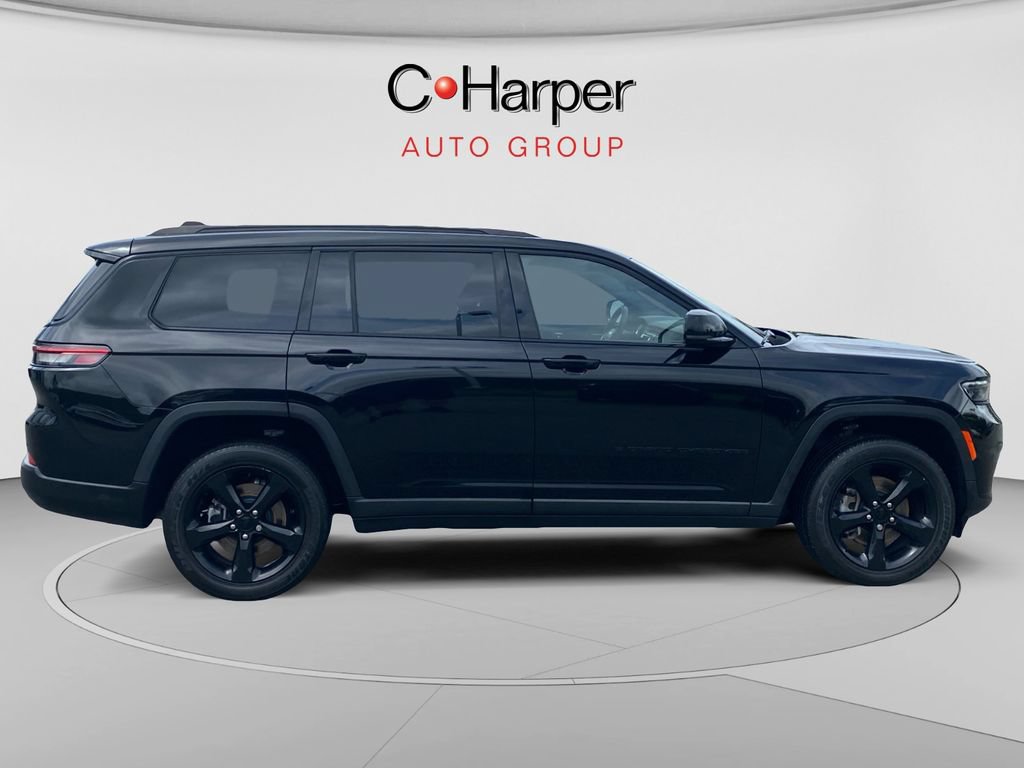 Used 2023 Jeep Grand Cherokee L Laredo AWD/4WD image 2