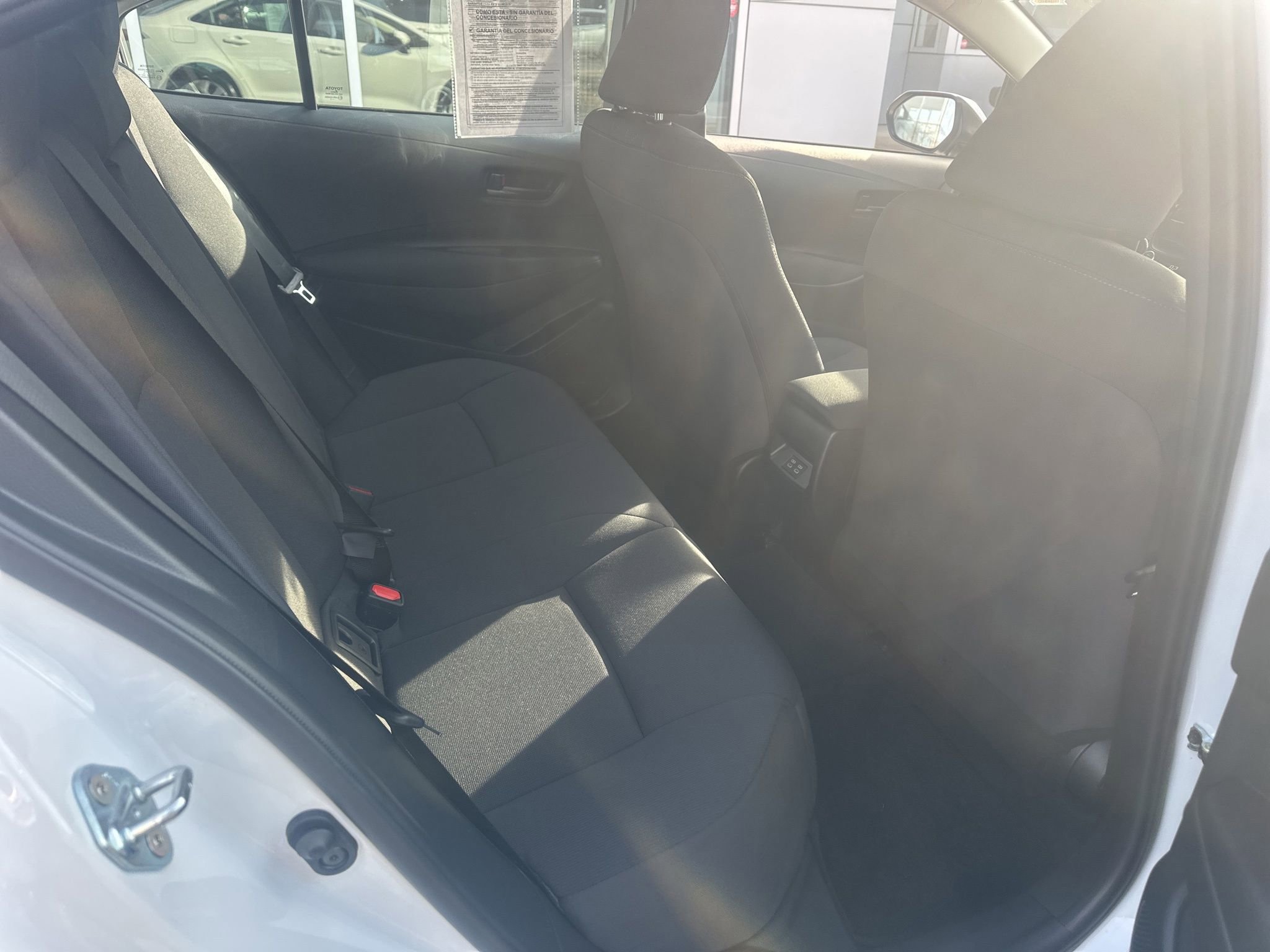 Used 2025 Toyota Corolla LE image 11