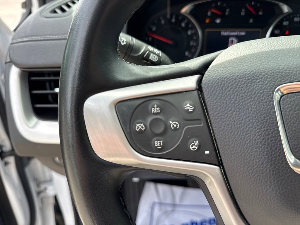 Used 2024 GMC Terrain SLT AWD/4WD image 23
