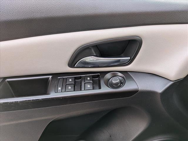 Used 2014 Chevrolet Cruze LT image 15