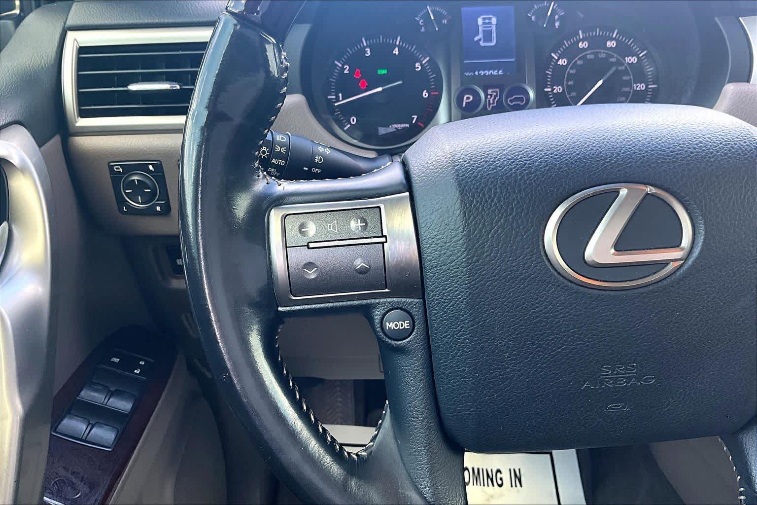 Used 2016 Lexus GX 460 w/ Premium Package AWD/4WD image 24