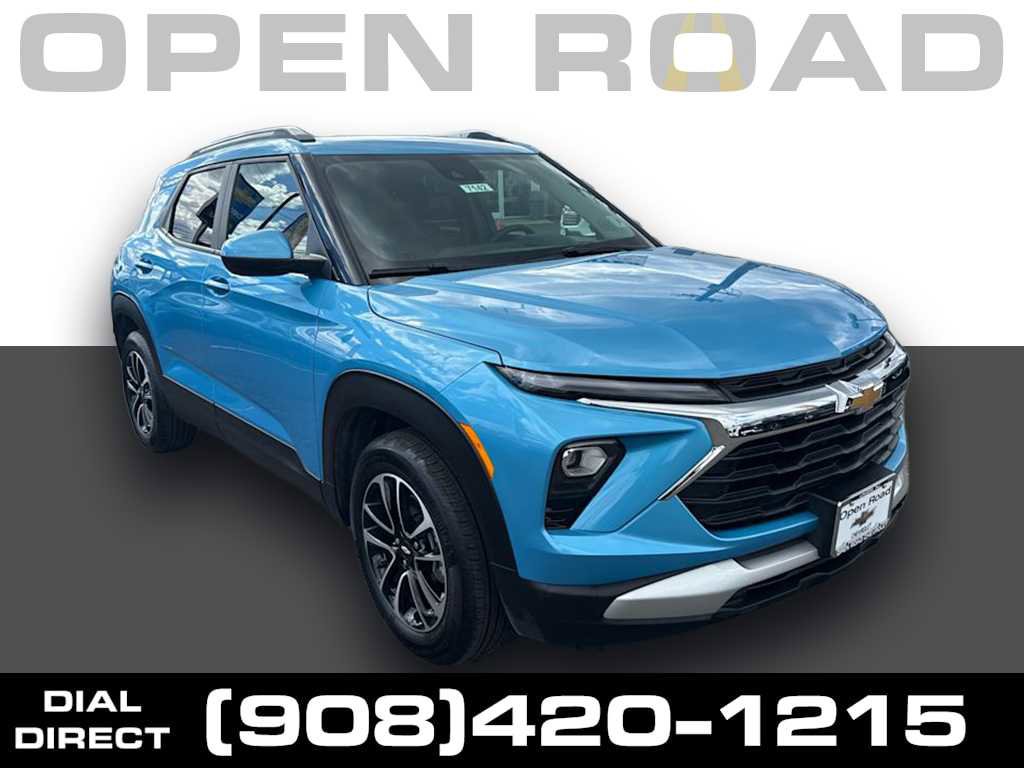 Used 2025 Chevrolet TrailBlazer LT w/ Convenience Package image 1