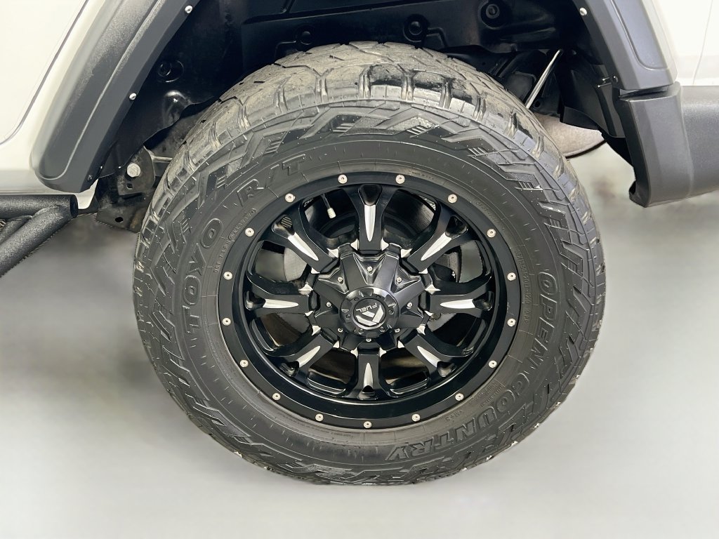 Used 2023 Jeep Wrangler Unlimited Sport AWD/4WD image 30