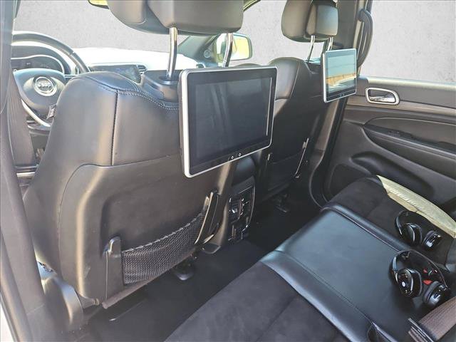 Used 2020 Jeep Grand Cherokee Altitude RWD image 24