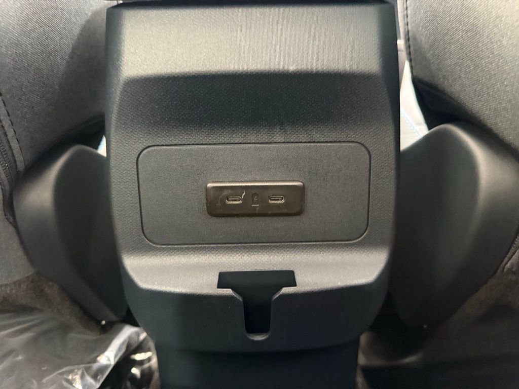 New 2025 Ford Maverick XLT FWD image 29
