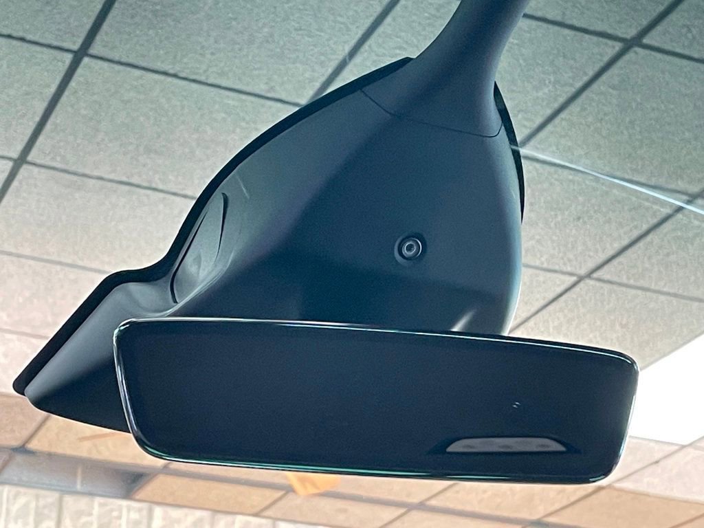 Used 2022 Tesla Model X Plaid image 48