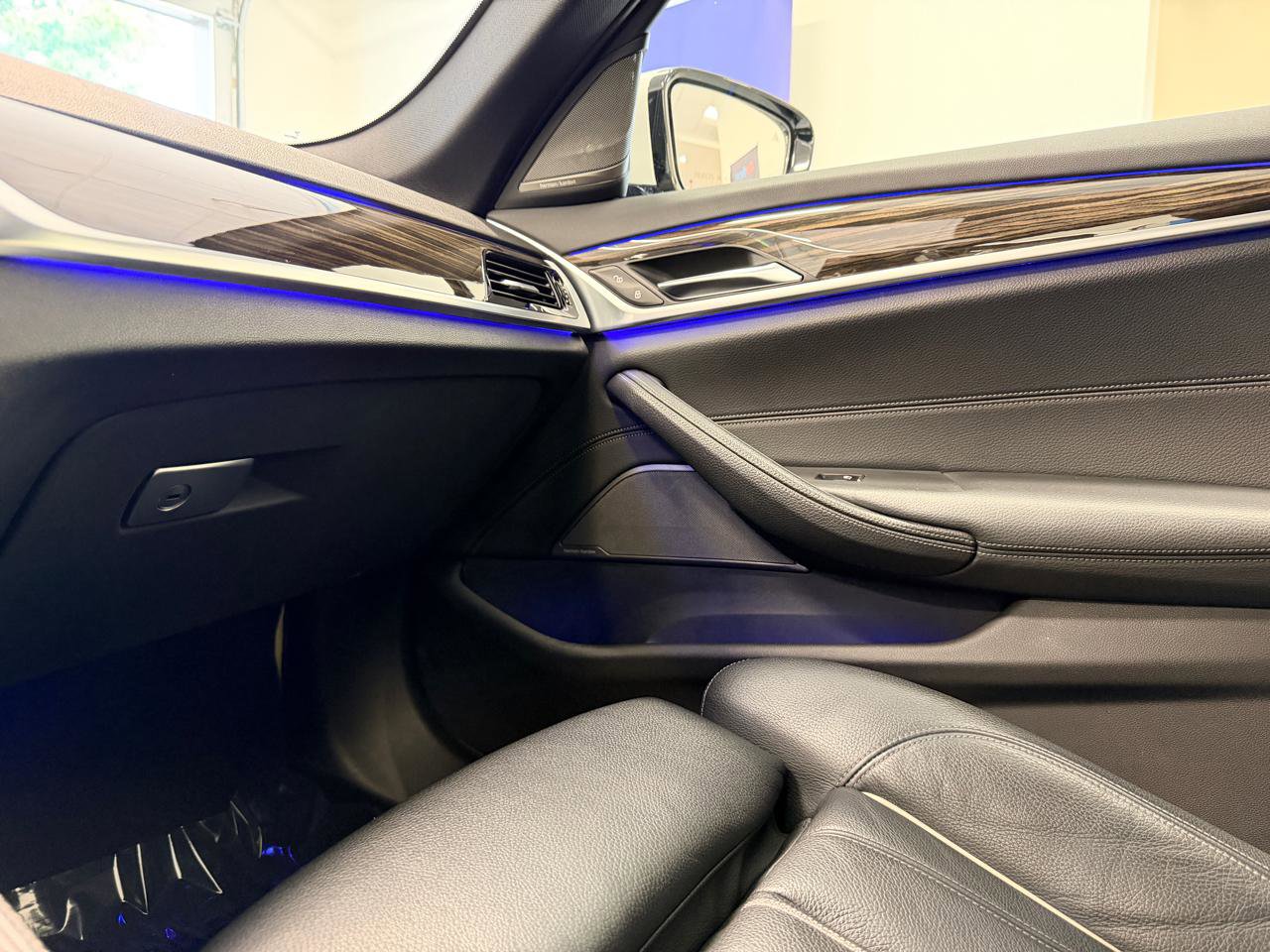 Used 2019 BMW 540i w/ M Sport Package RWD image 53