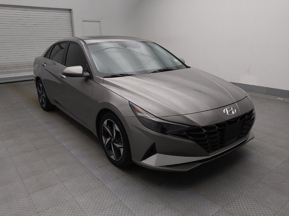 Used 2021 Hyundai Elantra Limited FWD image 13