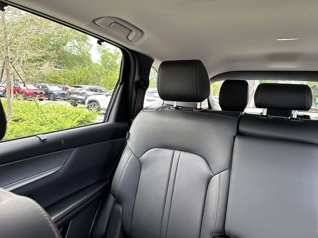 Certified 2025 MAZDA CX-90 3.3 Turbo w/ Preferred Package image 17