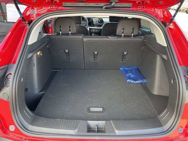 New 2026 Chevrolet Trax LS image 9