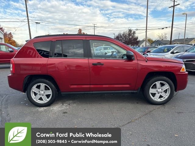 Used 2007 Jeep Compass Sport image 4