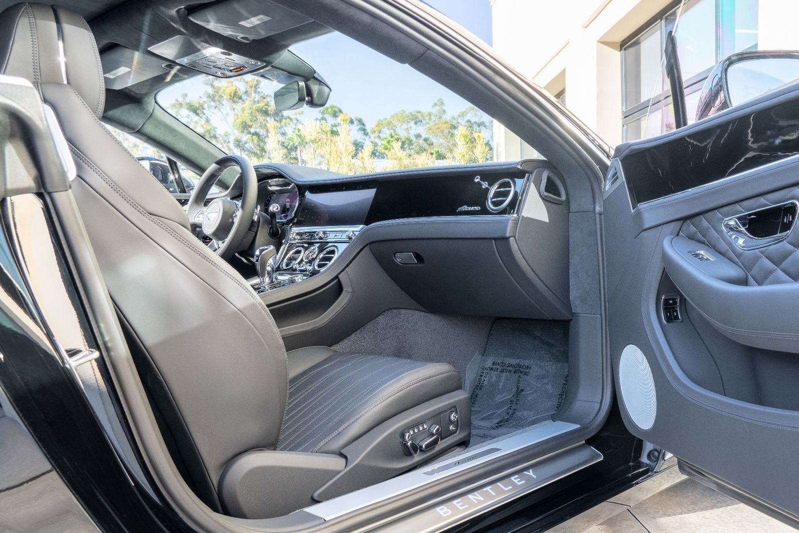 Used 2024 Bentley Continental GT Azure image 10