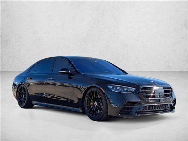 Used 2022 Mercedes-Benz S 580 4MATIC Sedan image 3
