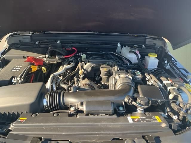 Used 2023 Jeep Gladiator Sport AWD/4WD image 22