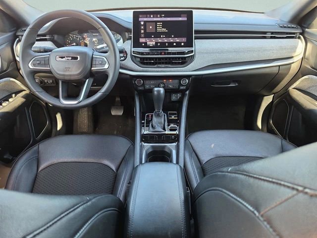 Certified 2024 Jeep Compass Latitude image 35