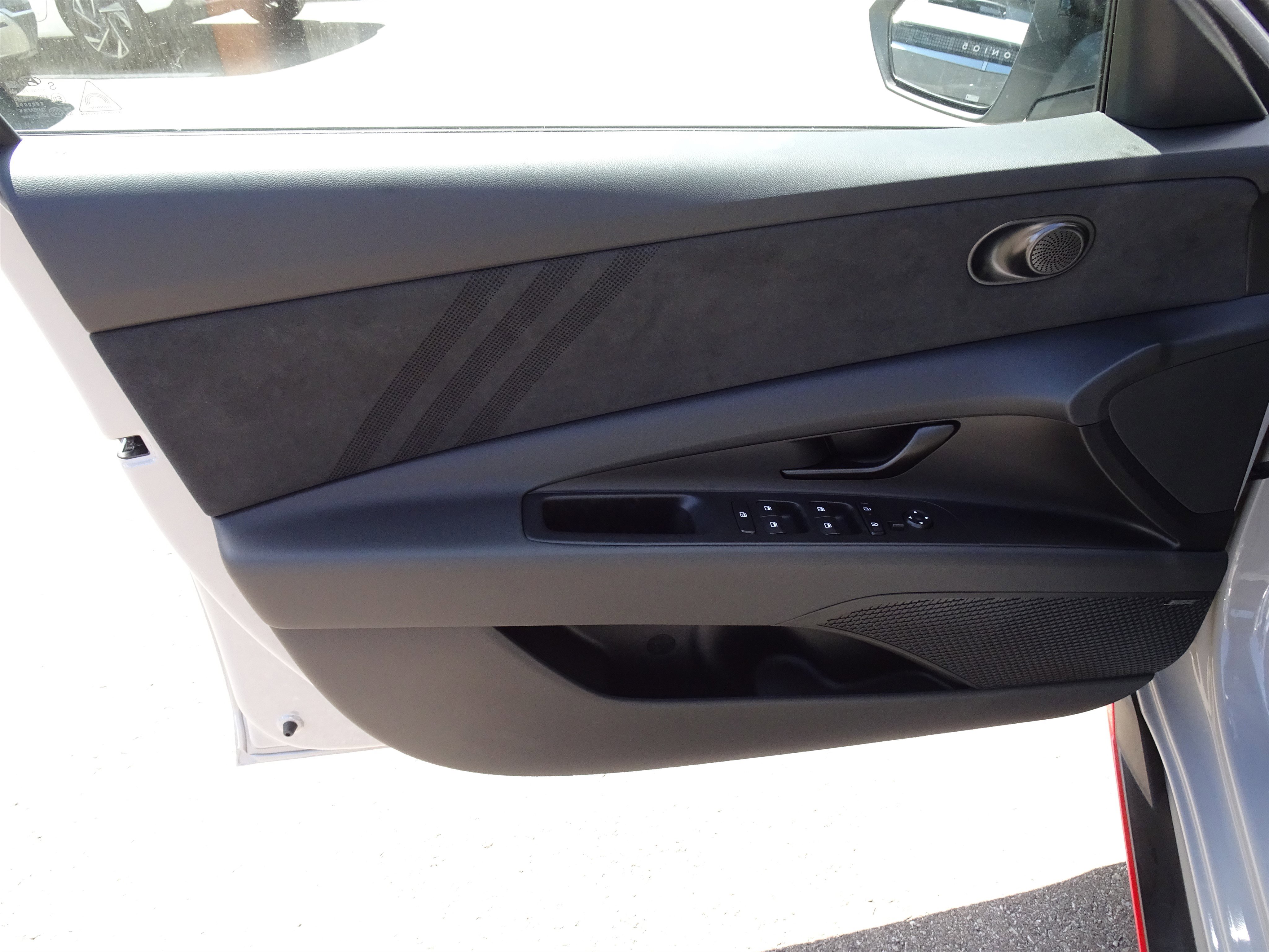 New 2025 Hyundai Elantra N image 11