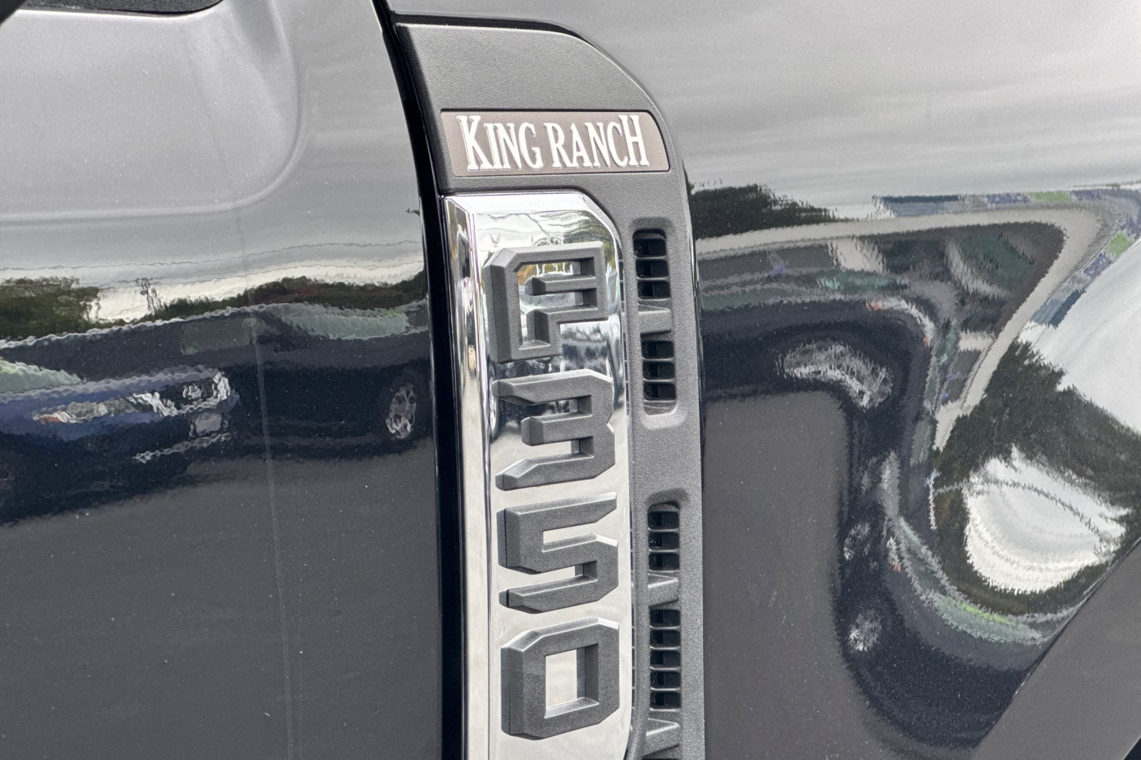 New 2026 Ford F350 King Ranch AWD/4WD image 33