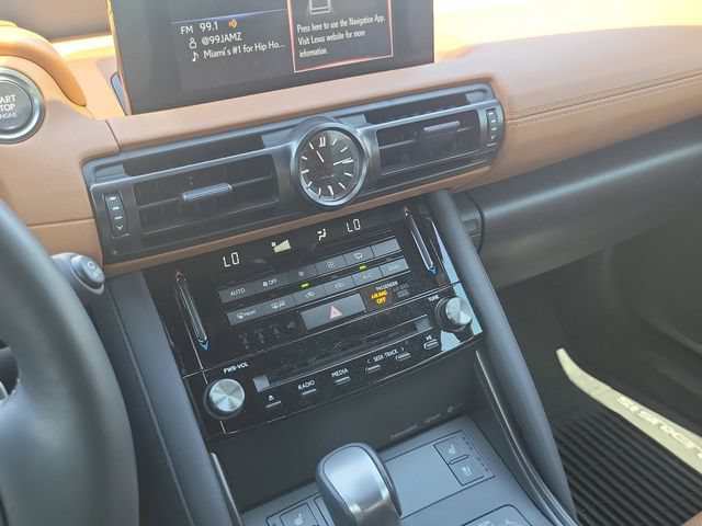 Used 2024 Lexus IS 300 w/ Premium Package RWD image 26