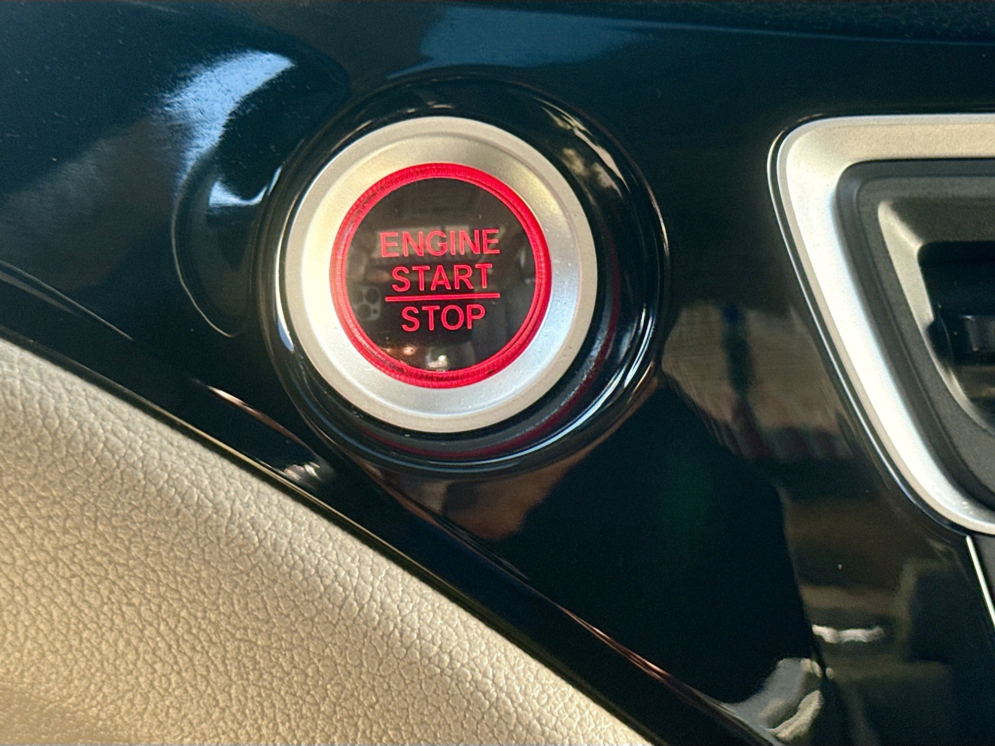 Used 2017 Honda Pilot Elite image 9